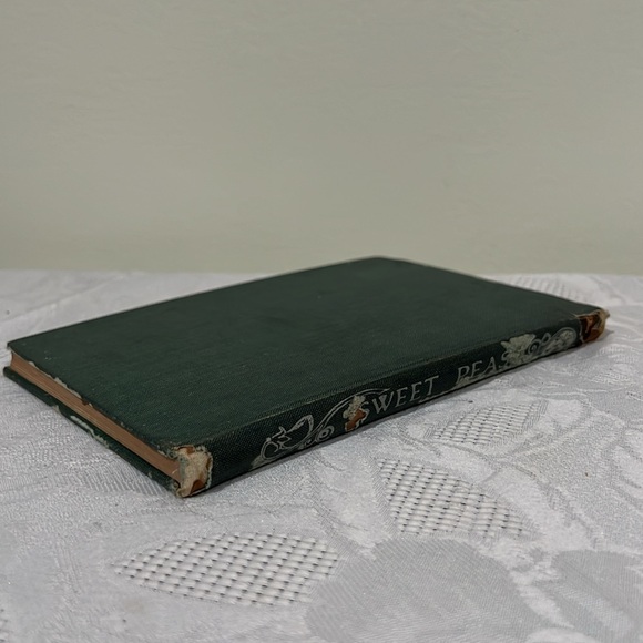 First Edition Sweet Peas and How to Grow Them by H. H. Thomas hardcover book - Picture 4 of 13